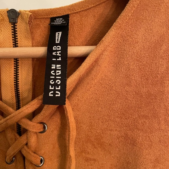 Butterscotch suede dress. DesignLab.BNWOT - Picture 4 of 4